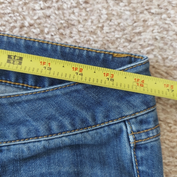 Cabi Slim Fit Boyfriend Jeans Size 8 - Picture 7 of 9